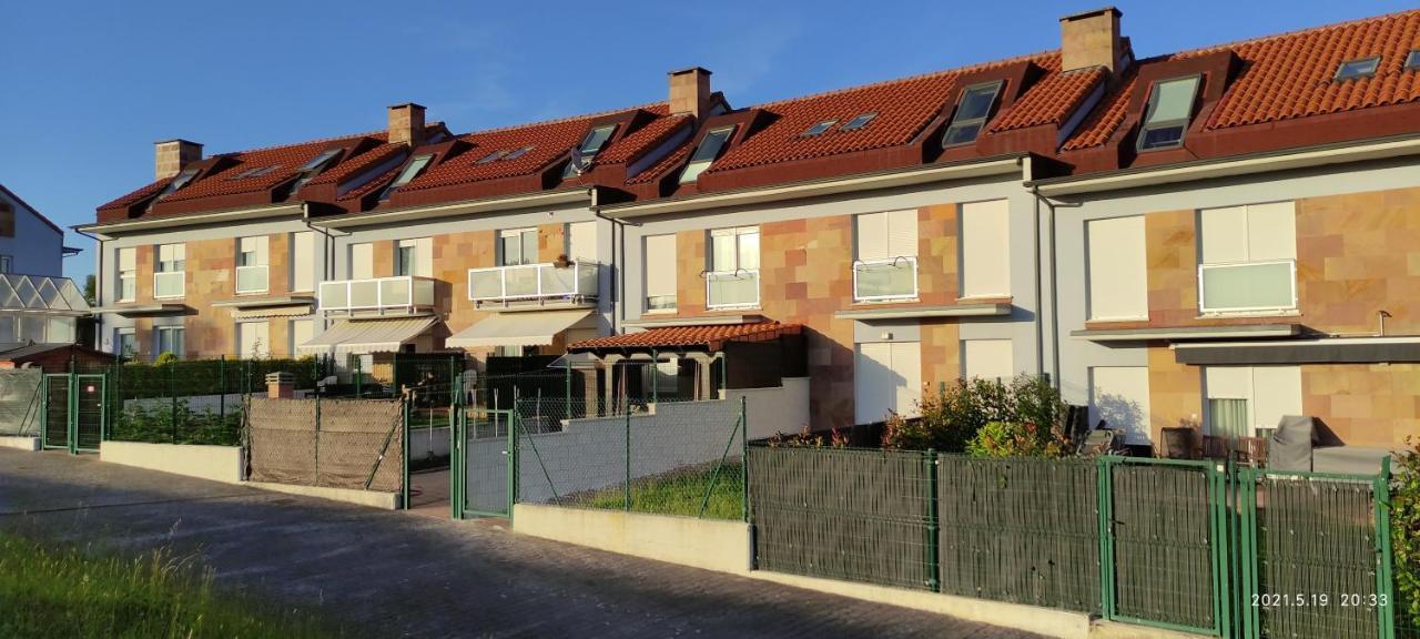 Chalet Bajo Con Jardin, Patio, Cenador Y Barbacoa. Viveda Εξωτερικό φωτογραφία
