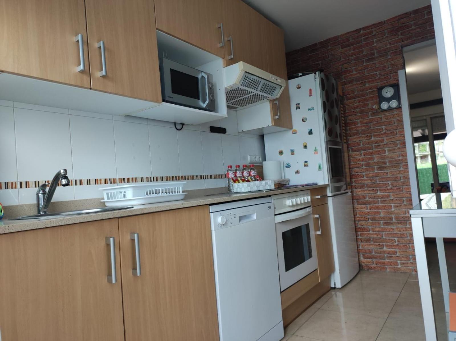 Chalet Bajo Con Jardin, Patio, Cenador Y Barbacoa. Viveda Εξωτερικό φωτογραφία