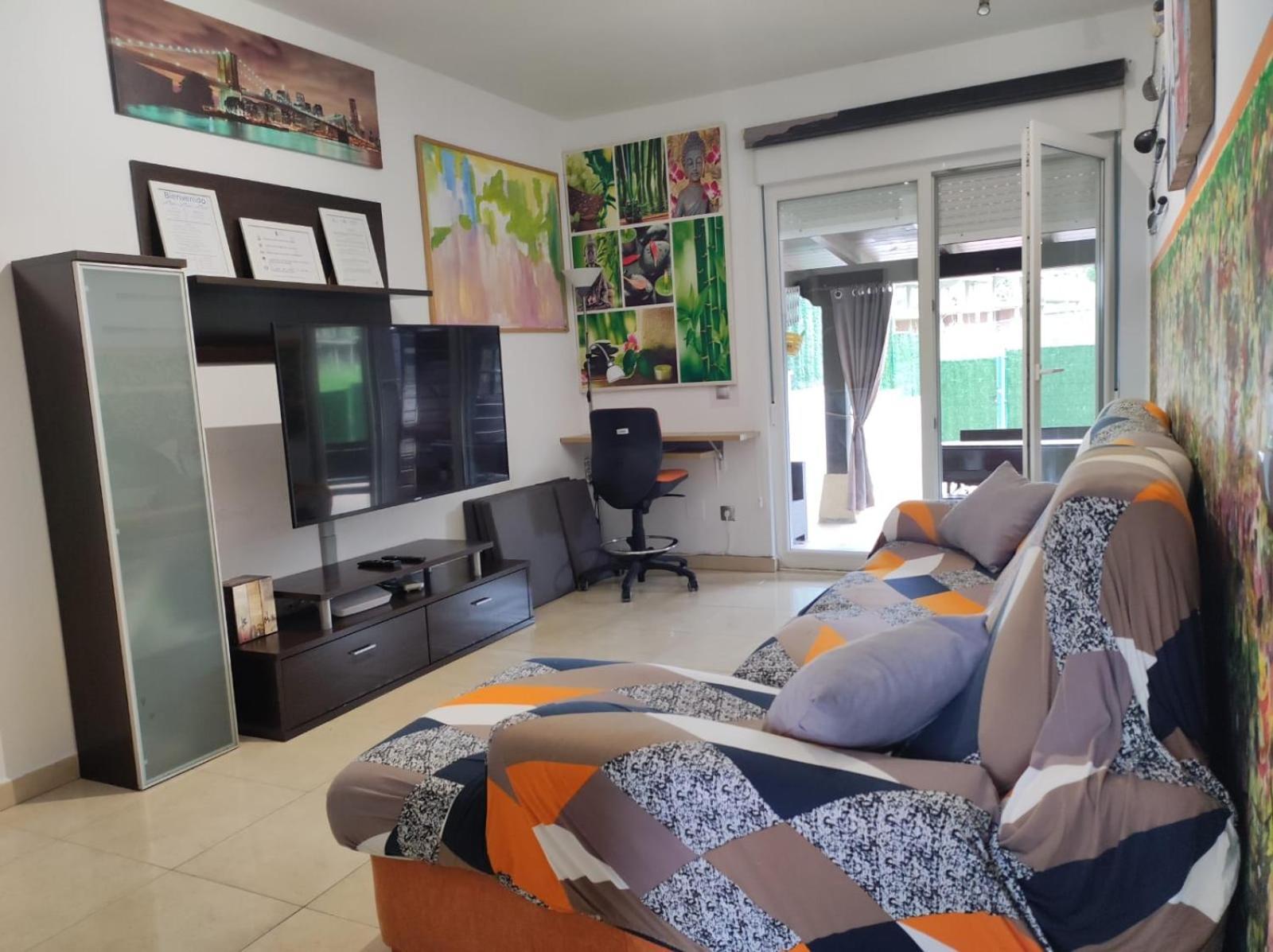 Chalet Bajo Con Jardin, Patio, Cenador Y Barbacoa. Viveda Εξωτερικό φωτογραφία